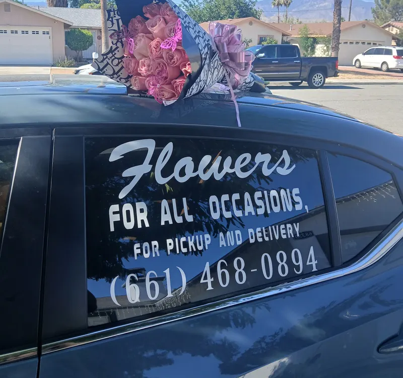 GZ Flowers car with a lilac rose bouquet, flower pickup and delivery in Cathedral City CA
